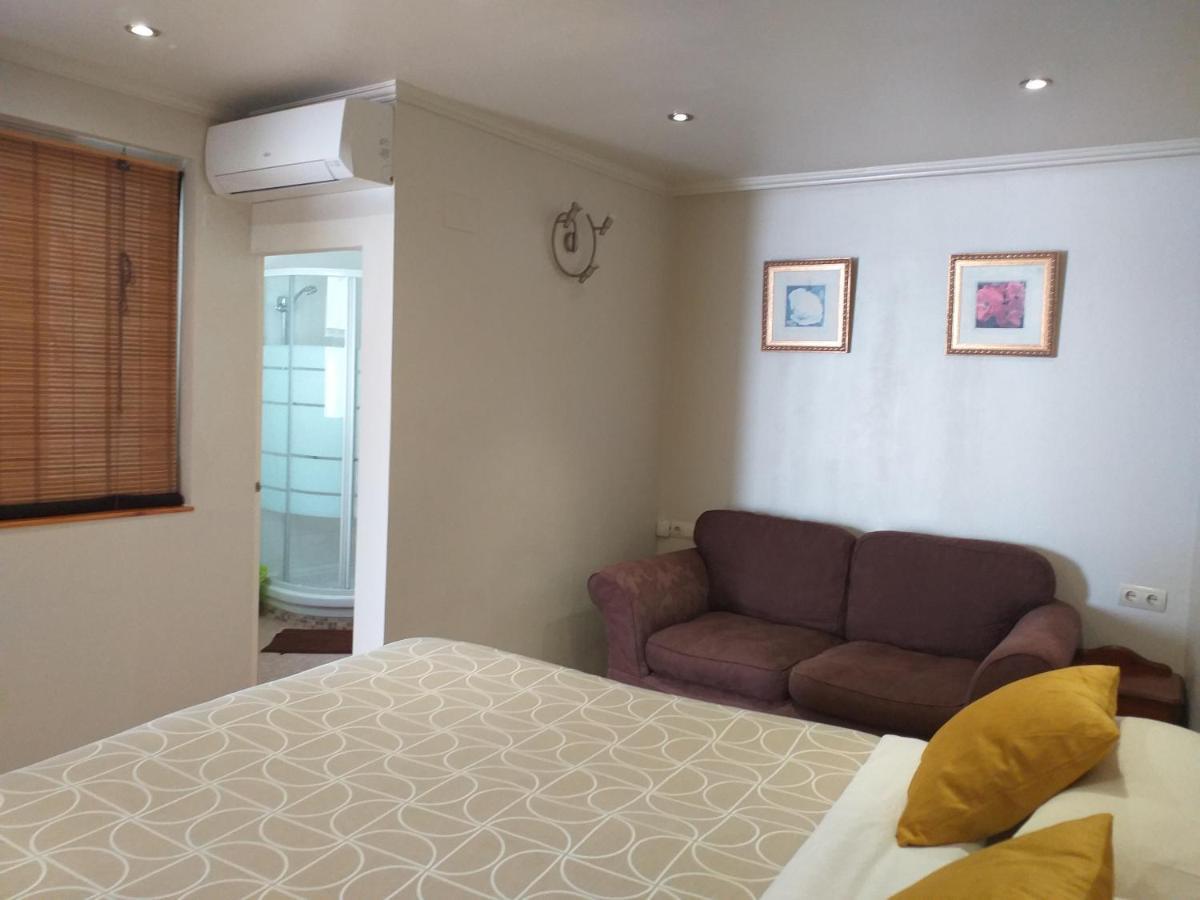 Malaga Ensuites City Centre Eksteriør bilde